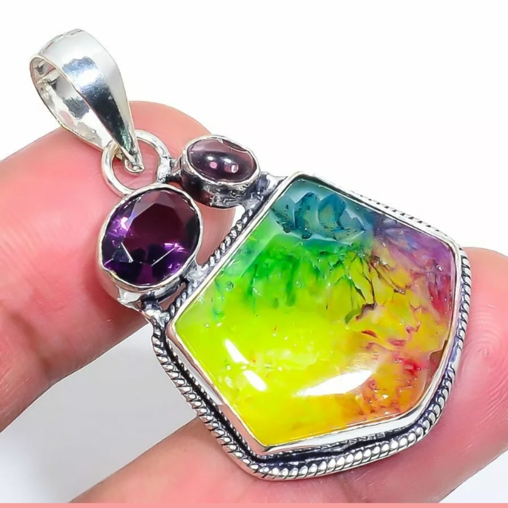 FINAL PRICE DROP! Yellow Solar Quartz & Amethyst Color Pendant